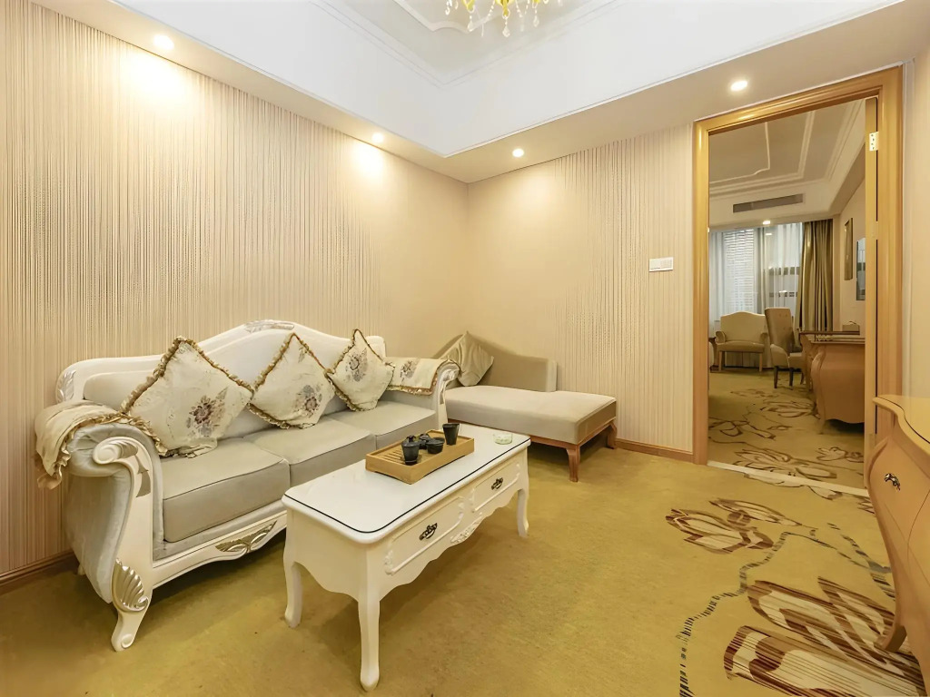 Vienna International Hotel (Fuzhou Wusi Road Store)