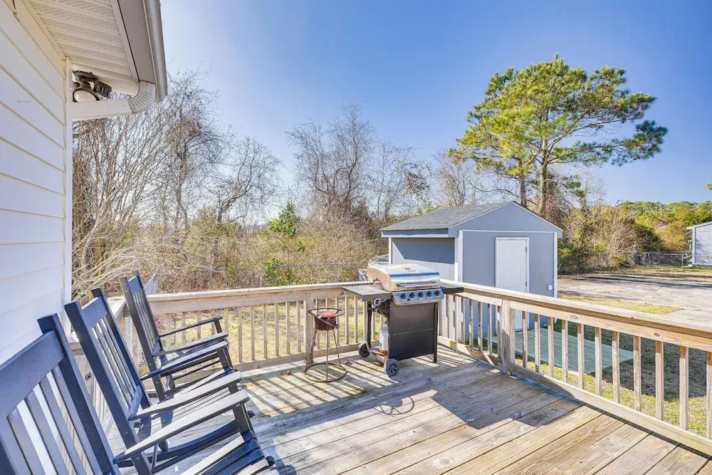 Pet-friendly Beaufort Home w/ Private Yard