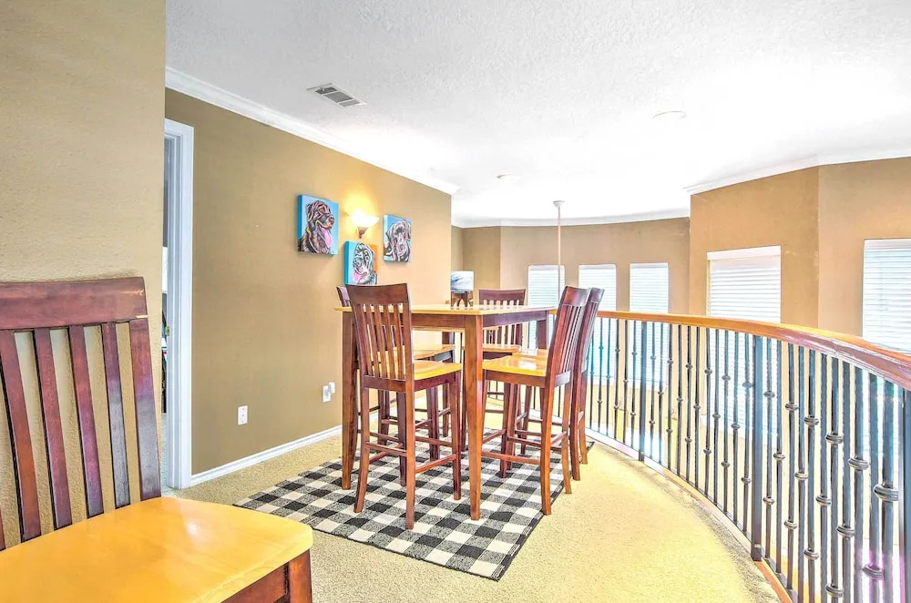 Beautiful Montgomery Home w/ Lakefront Deck!