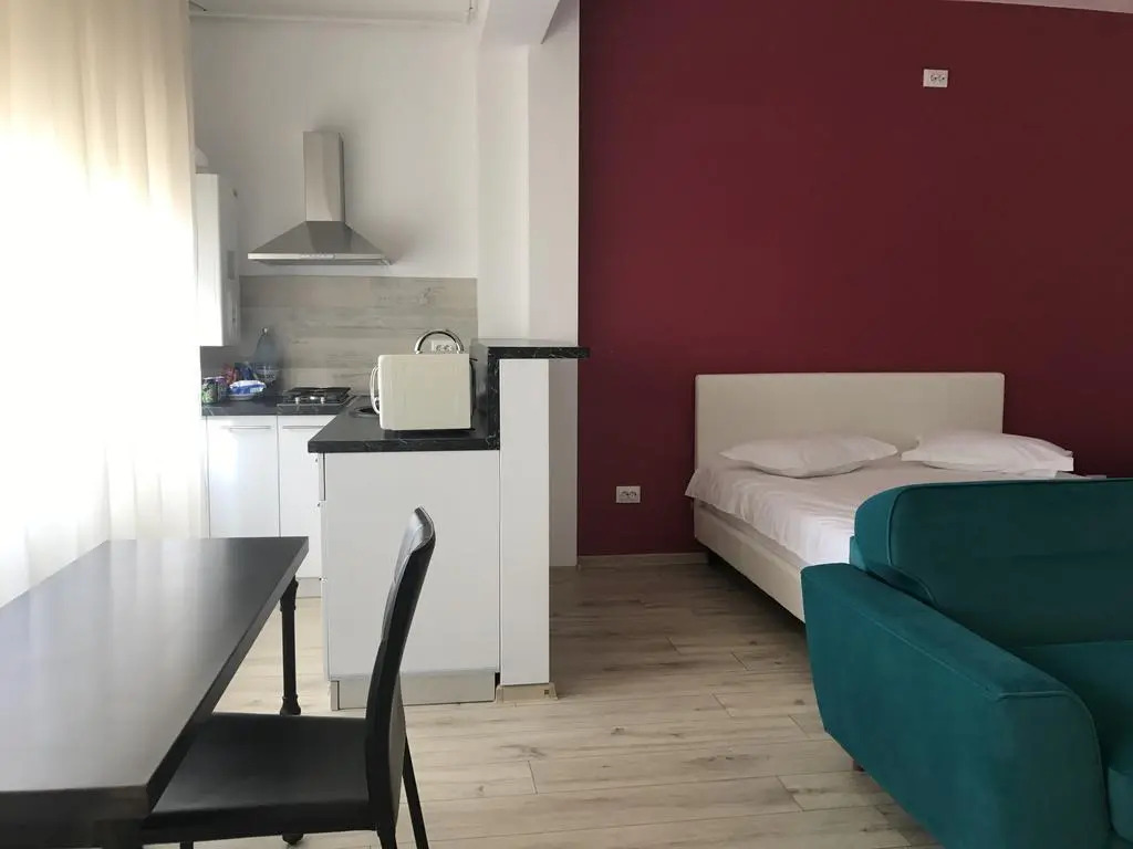 Metropolitan Iassium Luxury Suites