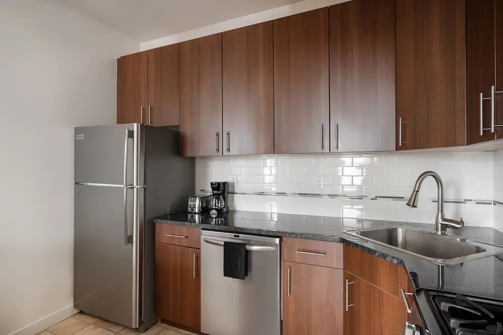 Beautiful 3 Bedroom Unit in Prime Location