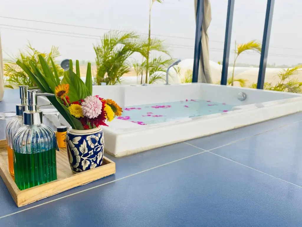 Annaratna Resorts