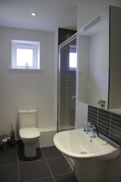Lux Living Apartments - Marino Place