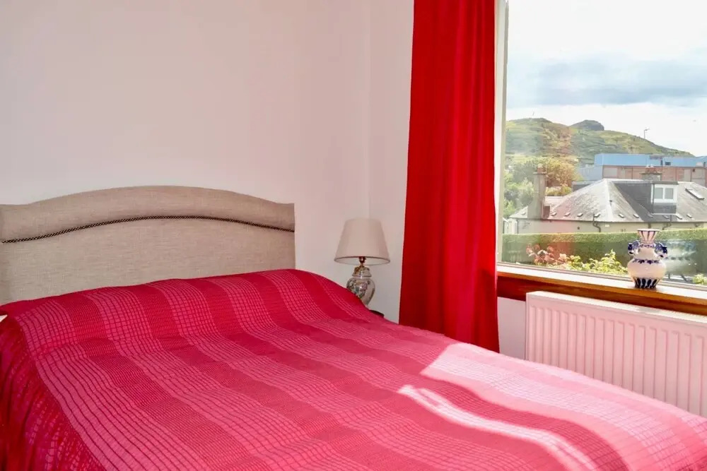 Homely 2 Bed With Arthur Seat Views