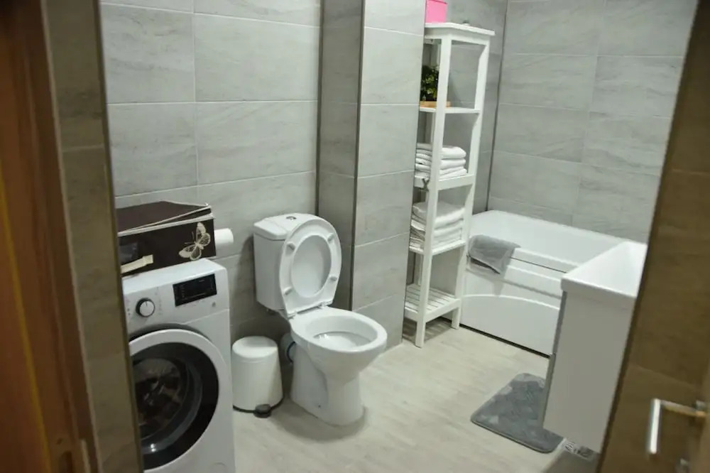 Apartamente Deluxe Alezzi Beach Pool & Spa