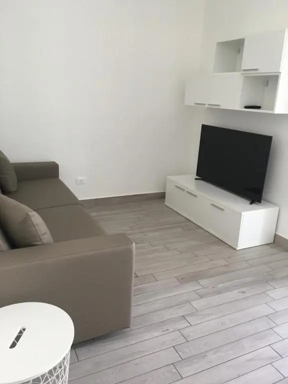 Home Hotel