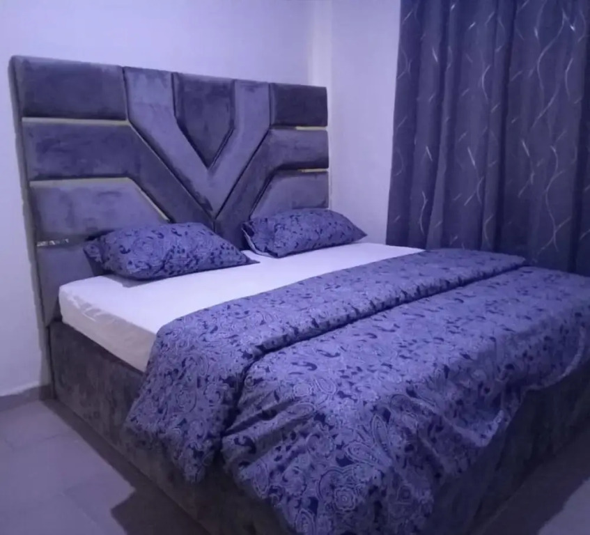 Apartment - Sleeps 4 - Parking - Wi-fi