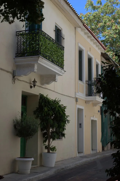 Athenian Niche in Plaka Villa by Athenian Homes