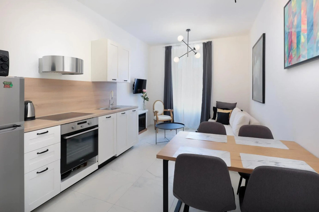 Apartments Luan