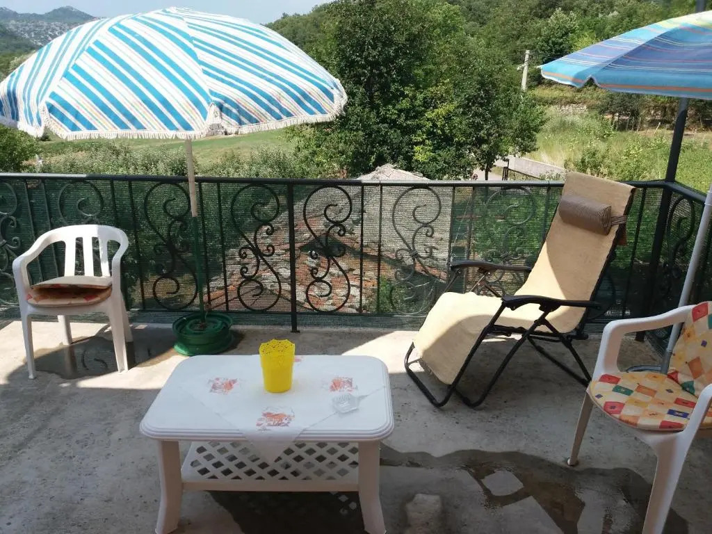Apartment Čari