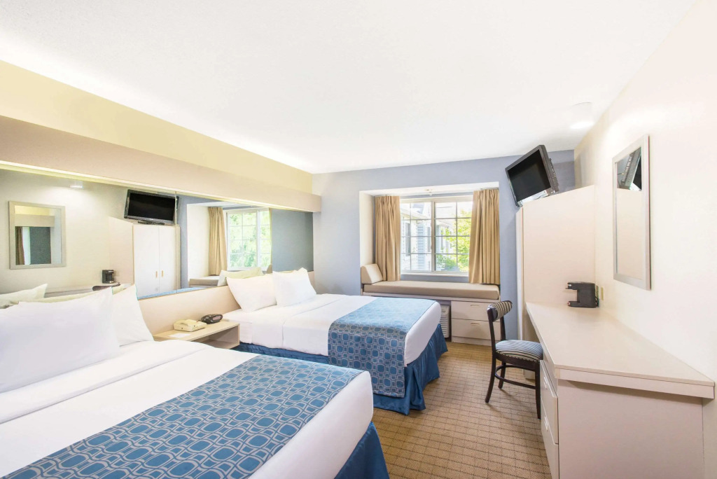 Microtel Inn & Suites by Wyndham