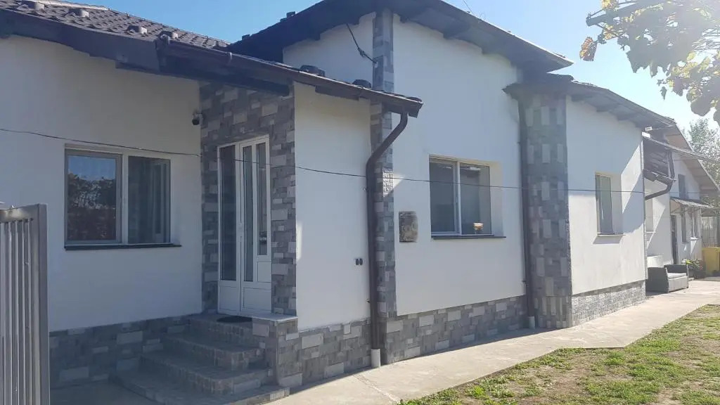 Casa Bradu Sharing Home