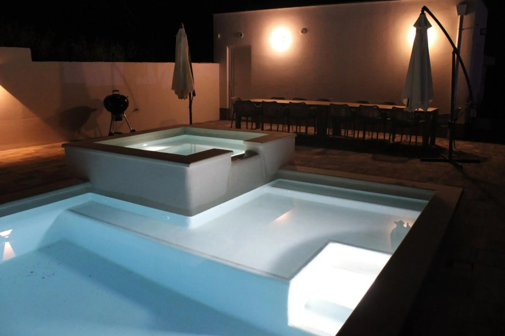 Holiday House emjalemi