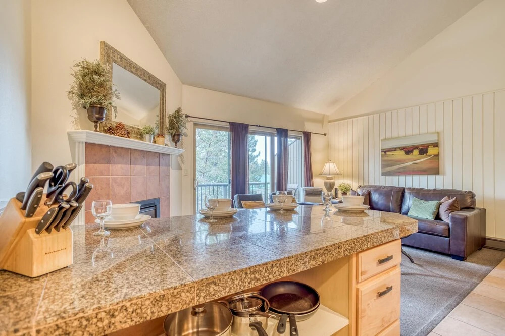 Ski House 227