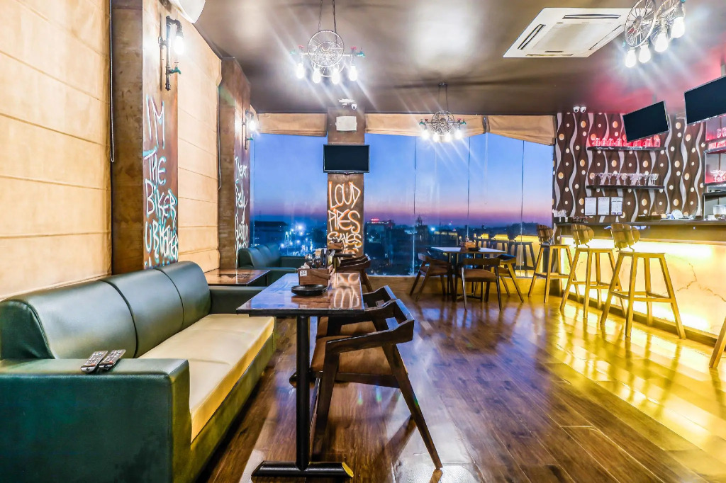 OYO 65797 Adda Rooms