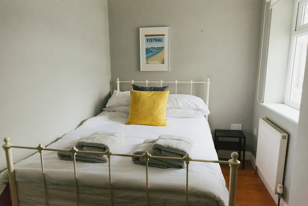 Family Home in Newquay, Parking, 3 min Walk Beach