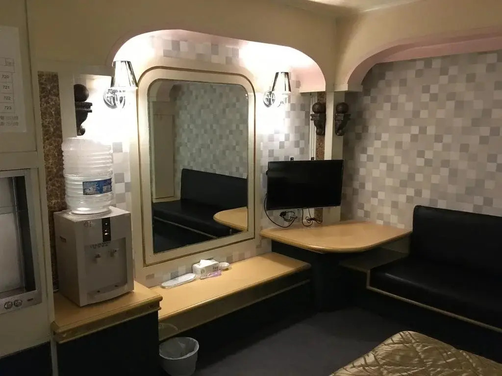 溫情自助旅店