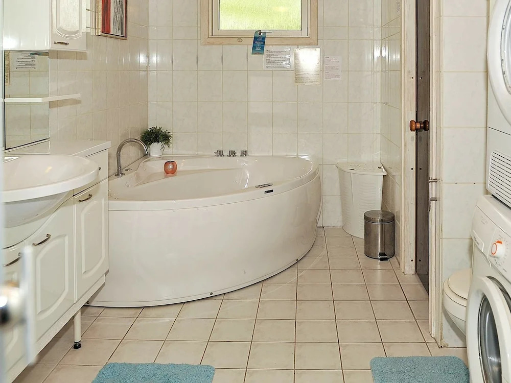 Sprawling Holiday Home With Sauna at Norre Nebel