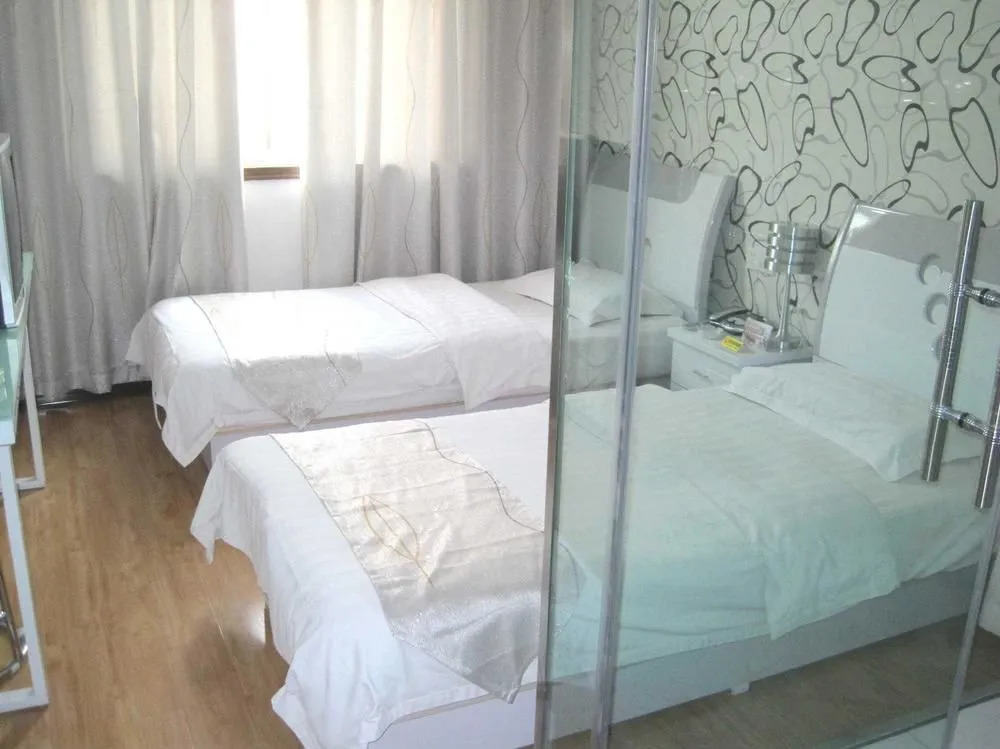 Lingyu Express Hotel