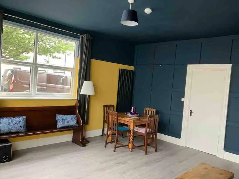 Sleeps 14 Cardiff City Centre