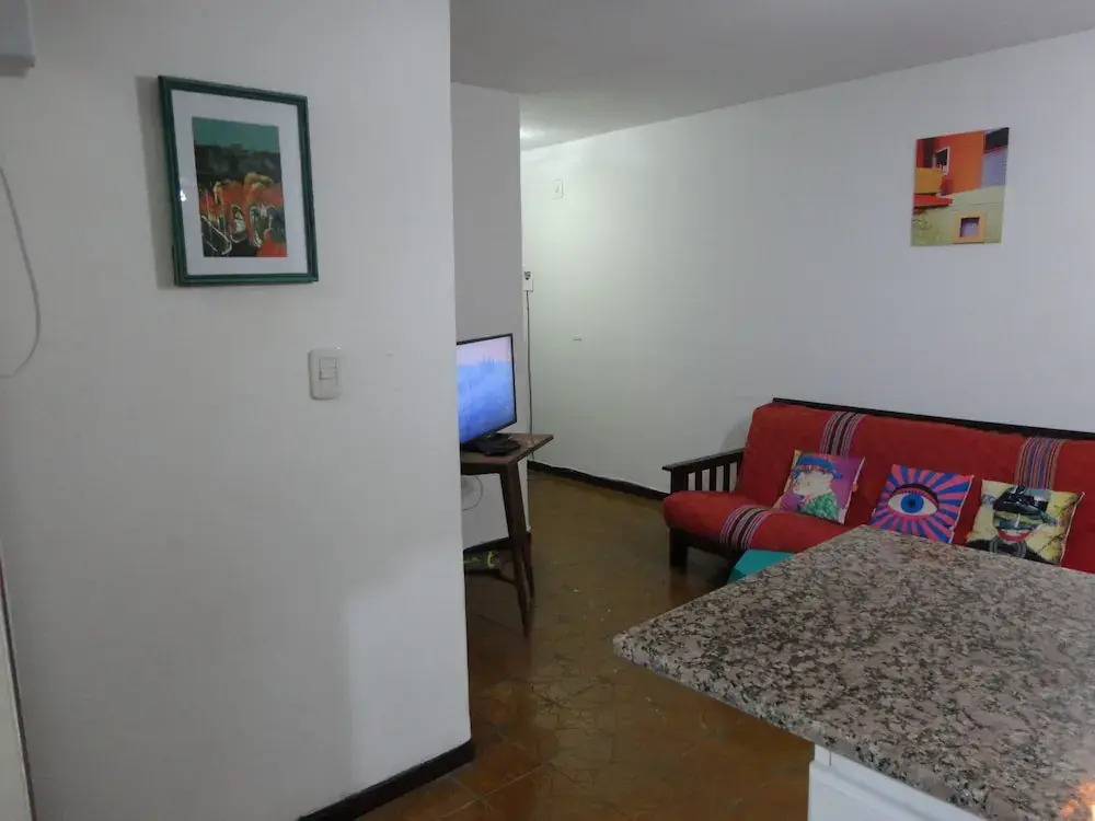 Beautiful Quiet Apartment Near Aristides