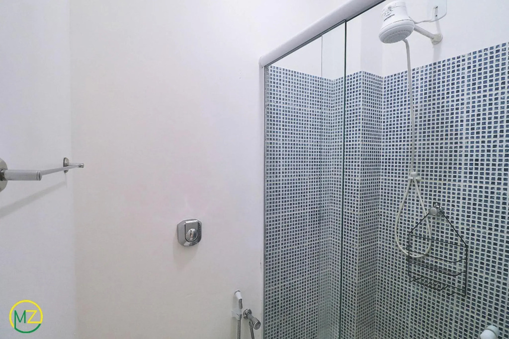 Apartamento de 2 quartos econômico e espaçoso no charmoso bairro do Leme para 8 pessoas
