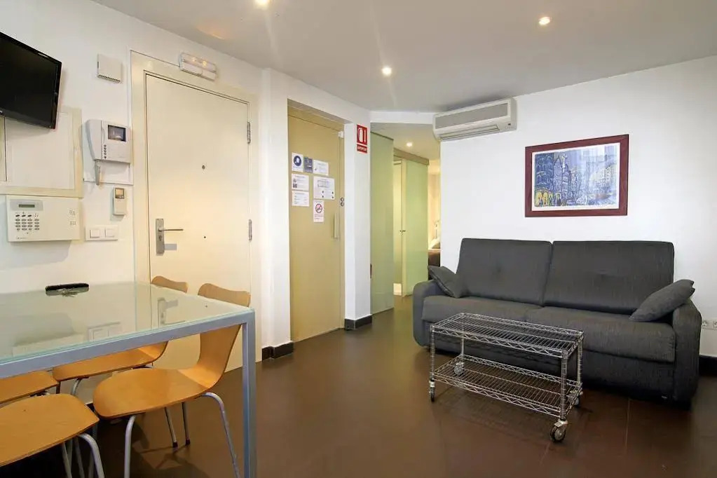 Classbedroom Born Apartments
