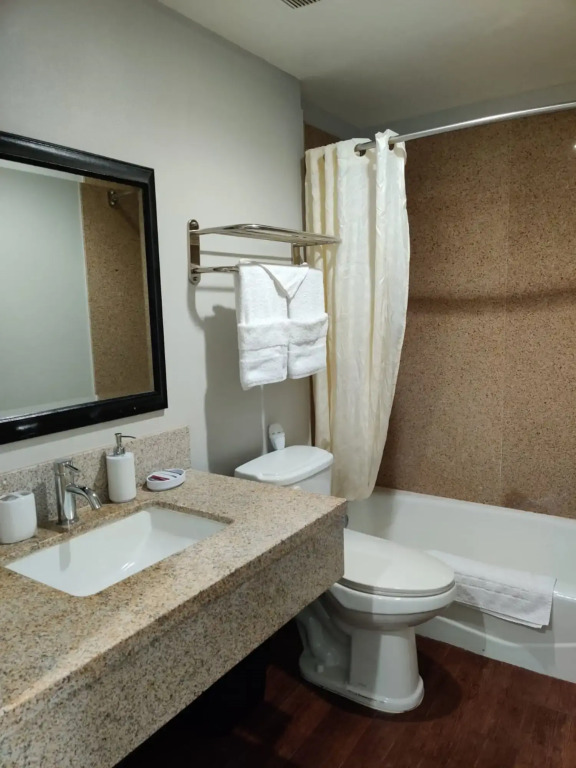 LYFE INN & SUITES by AGA - LAX Airport