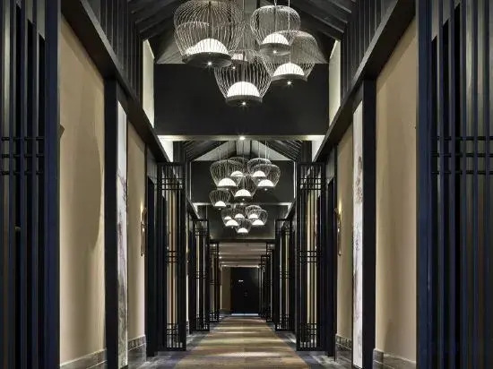 Xiuwenlongchangyi Hotel