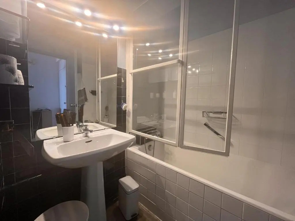 Appartement Les Sables-d'Olonne, 1 pièce, 2 personnes - FR-1-197-387