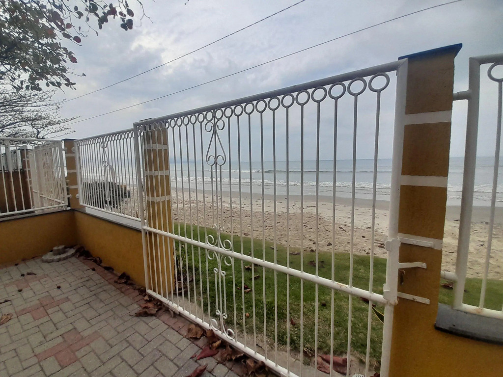 Sobrado Pé Na Areia Em Perequê Aaf1974