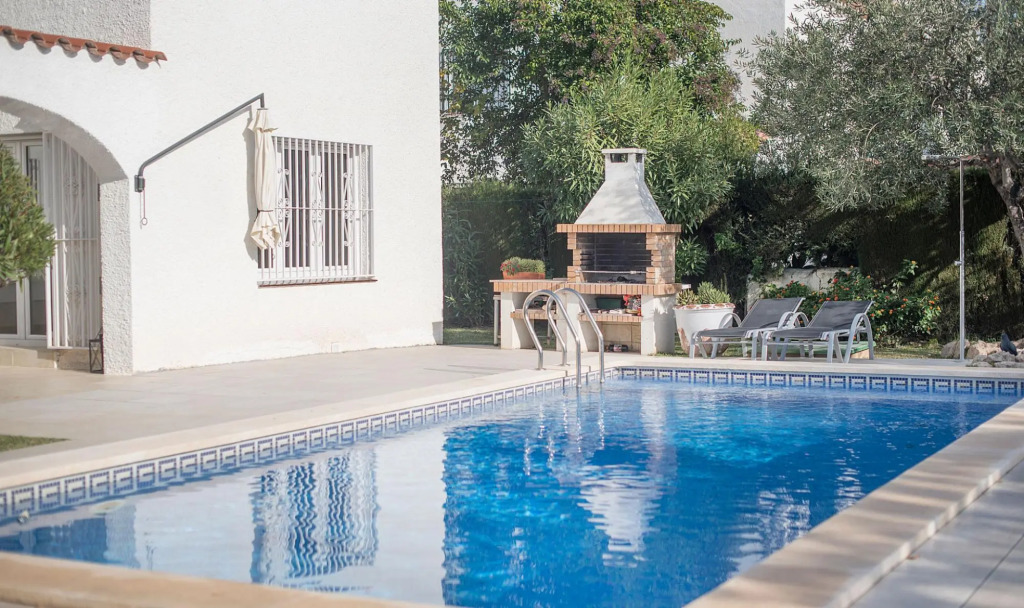 Th11 Villa in Cambrils con Piscina