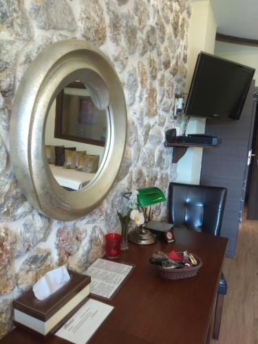 Archontopetra Boutique Hotel
