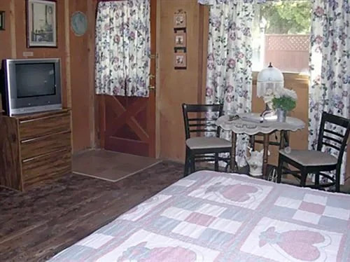 Live Oak Springs Resort