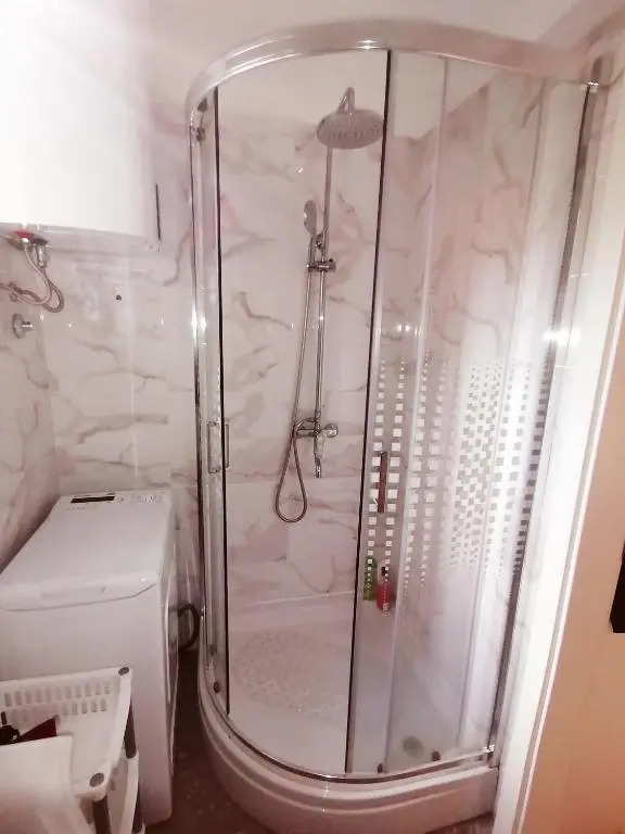 Modern Studio Apartment for 2 in CITY CENTER