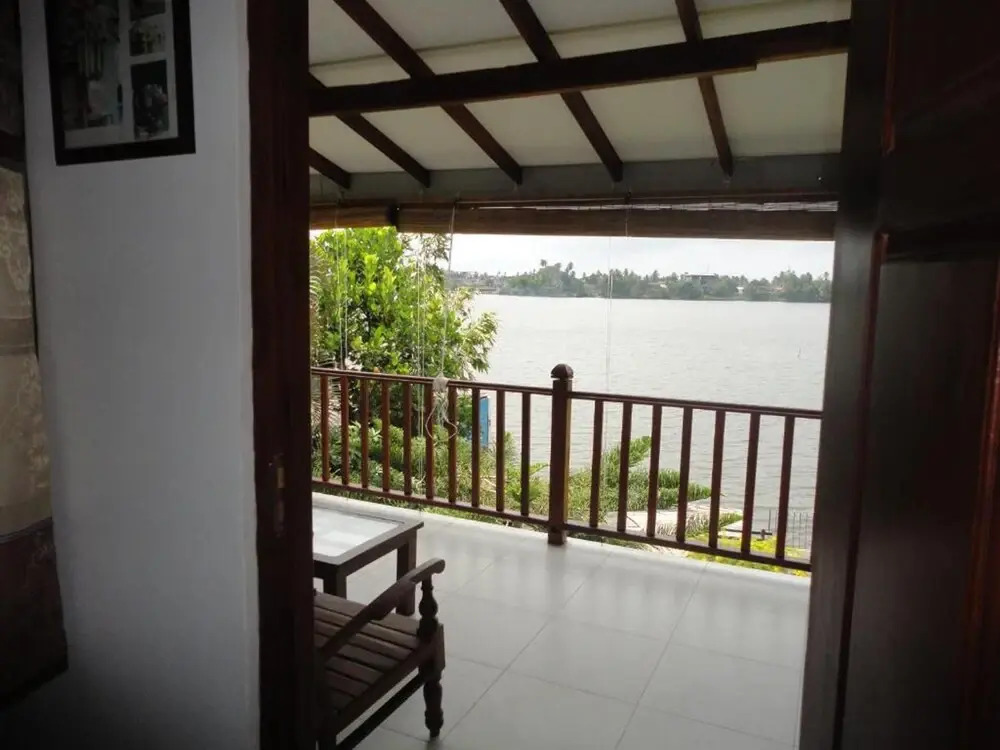 Sapara River Guest 600m Beach
