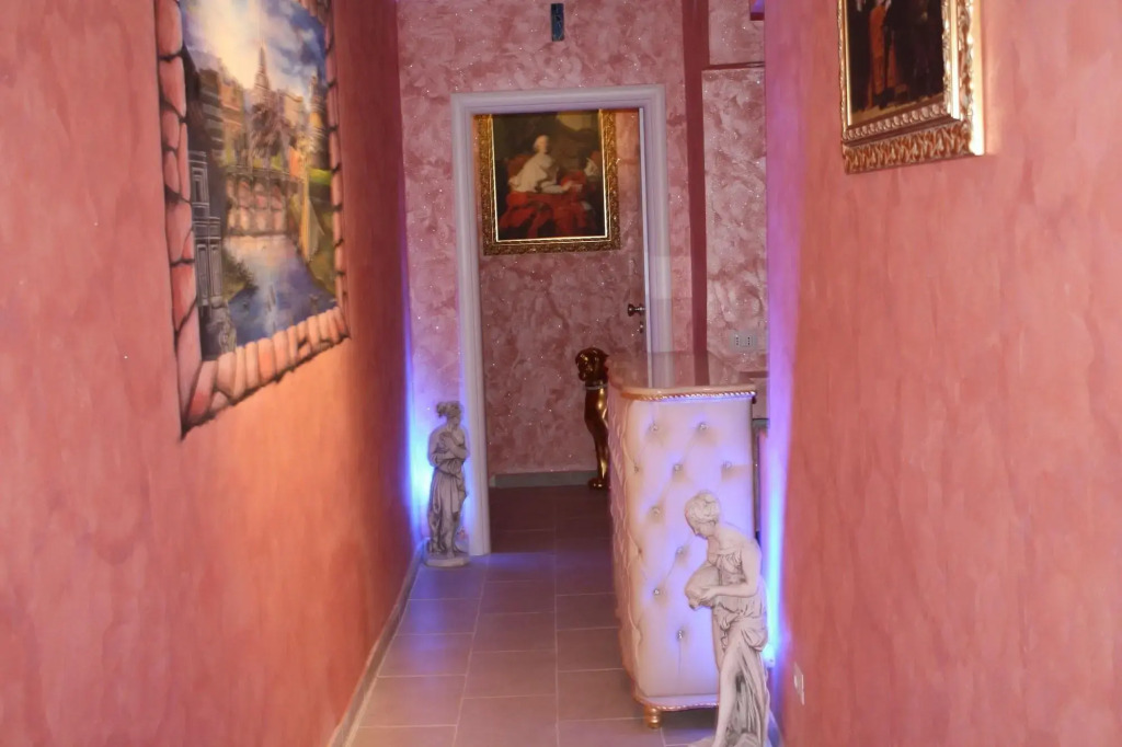 Popes Suites