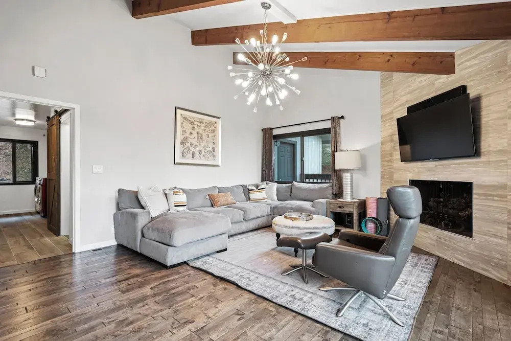 Marbella Lane 3BR Penthouse Executive Suite SFO