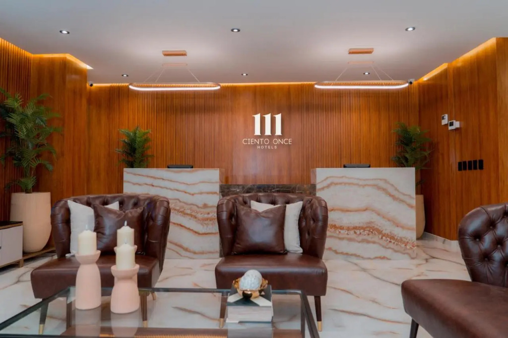 Hotels 111