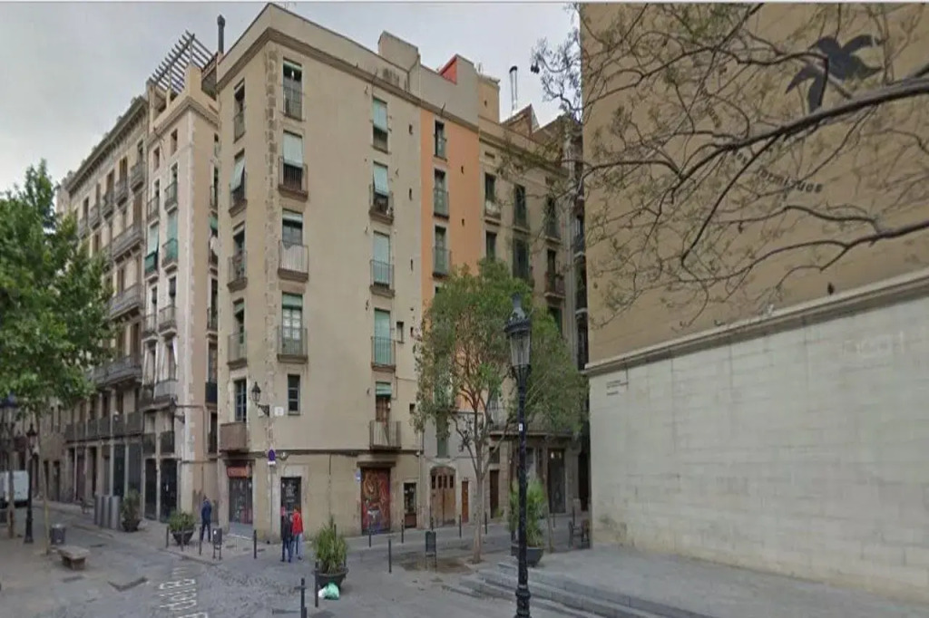Picasso Apartment