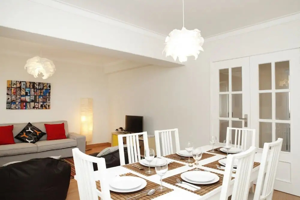FLH Estoril Family Central Apartment