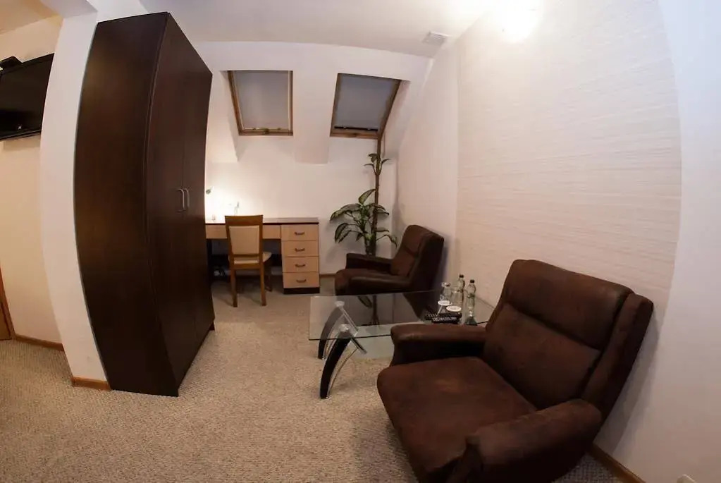Hotel Marand
