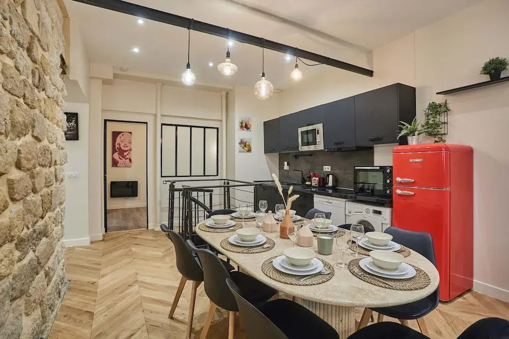 Sublime Apartment in the Heart of Paris 10 People