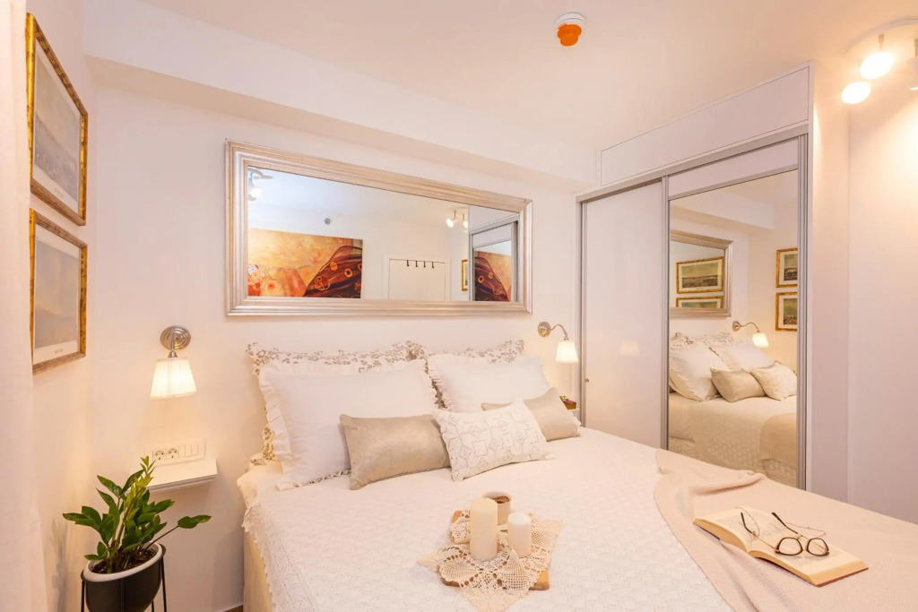 Perfect Downtown Apartment A217