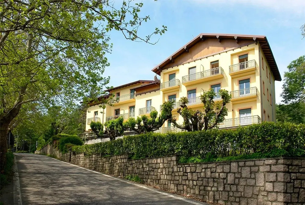 2 Bedrooms and 2 Bathrooms Near Lake Maggiore and Orta