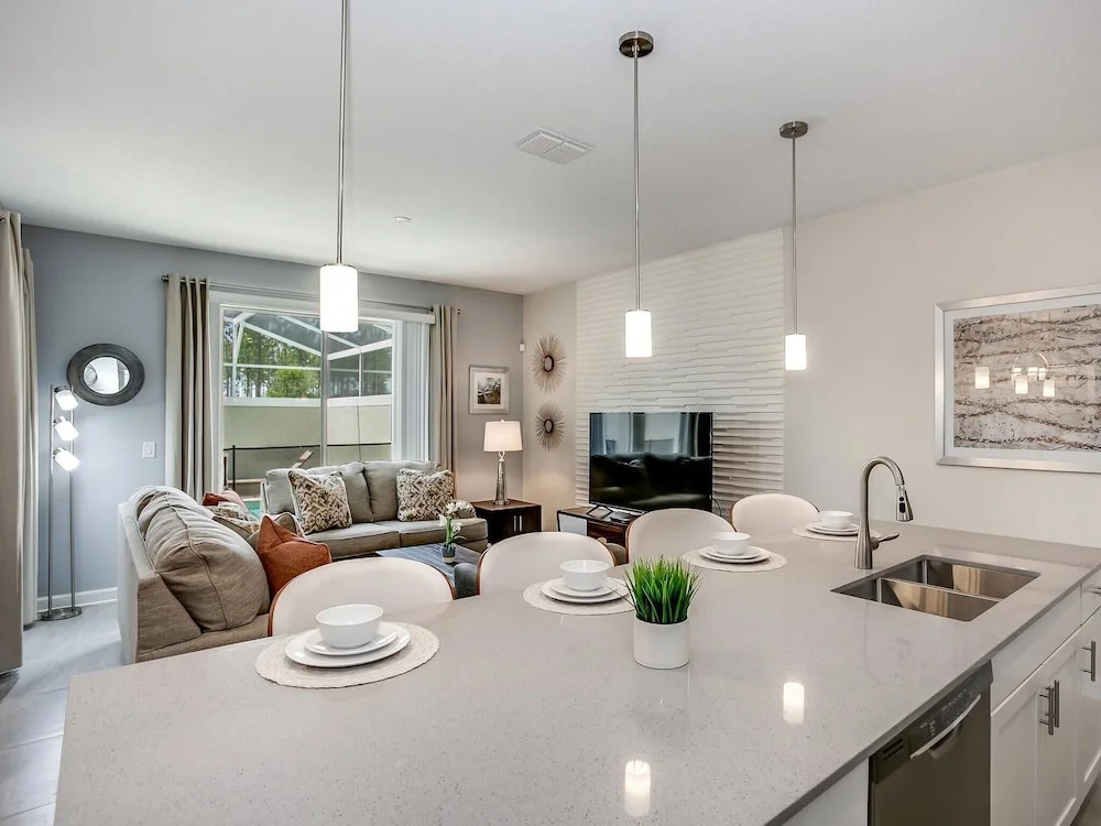 Stylish Home 4br, Priv Pool-bbq-golf Country Club