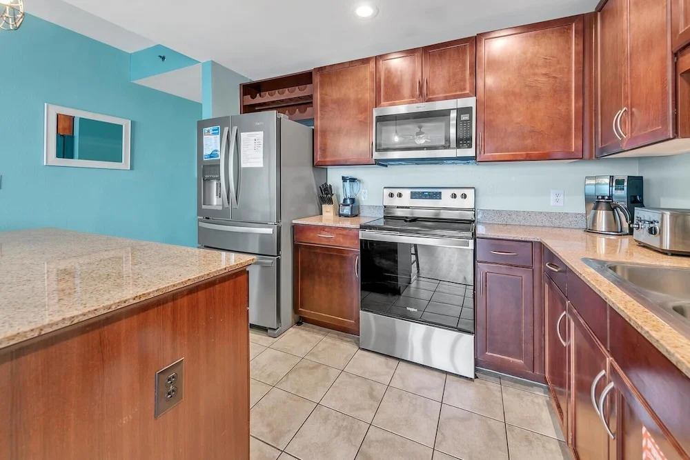 Laketown Wharf 607