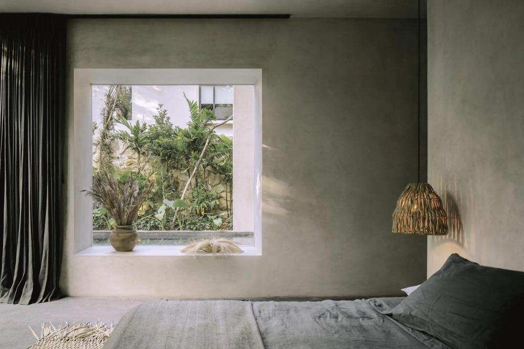 Casa Aviv House Design Awards Dream Swim-up Pool 360 View Rooftop Lush Gardens