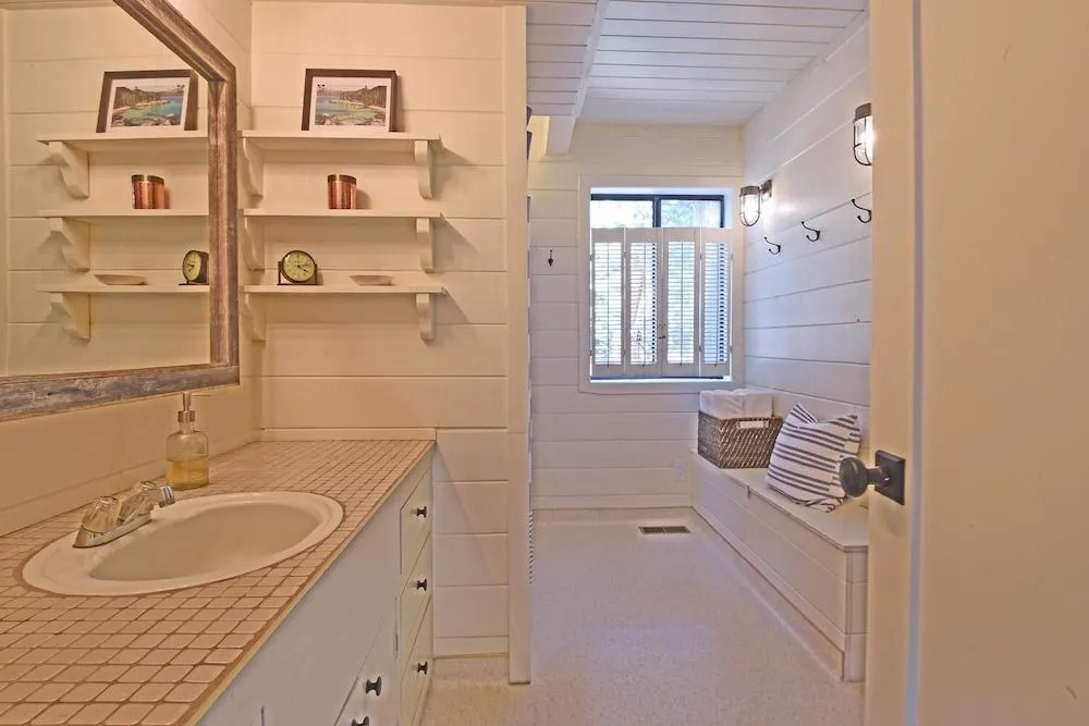 West Shore Getaway