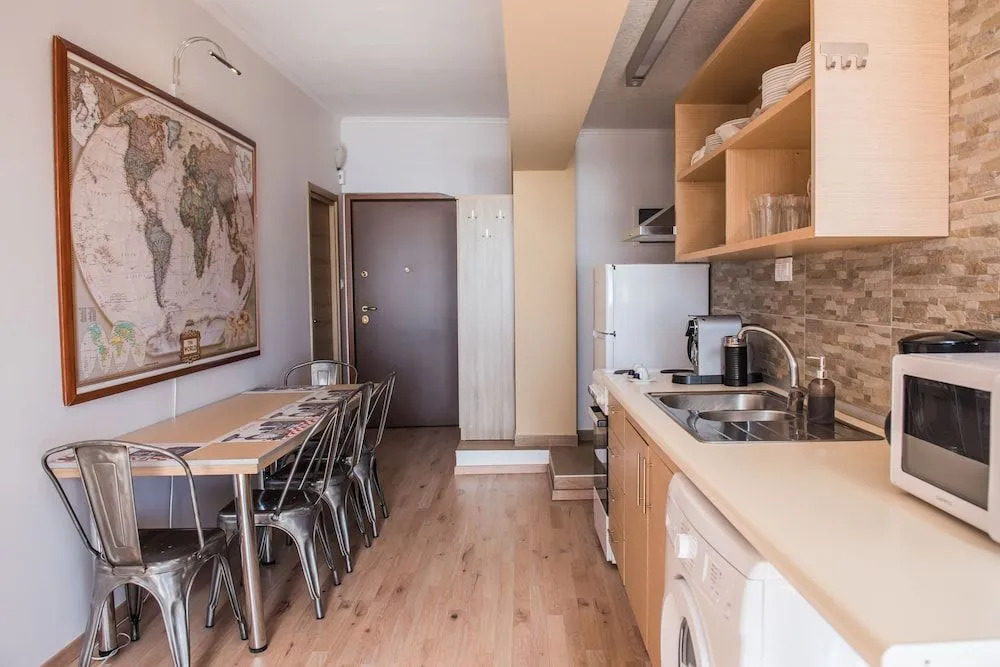 #Halu! - Spacious Home with Sea View